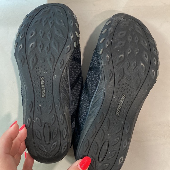 Sketchers Relaxed FIT Air Cooled Memory Form Sneakers - Picture 3 of 6